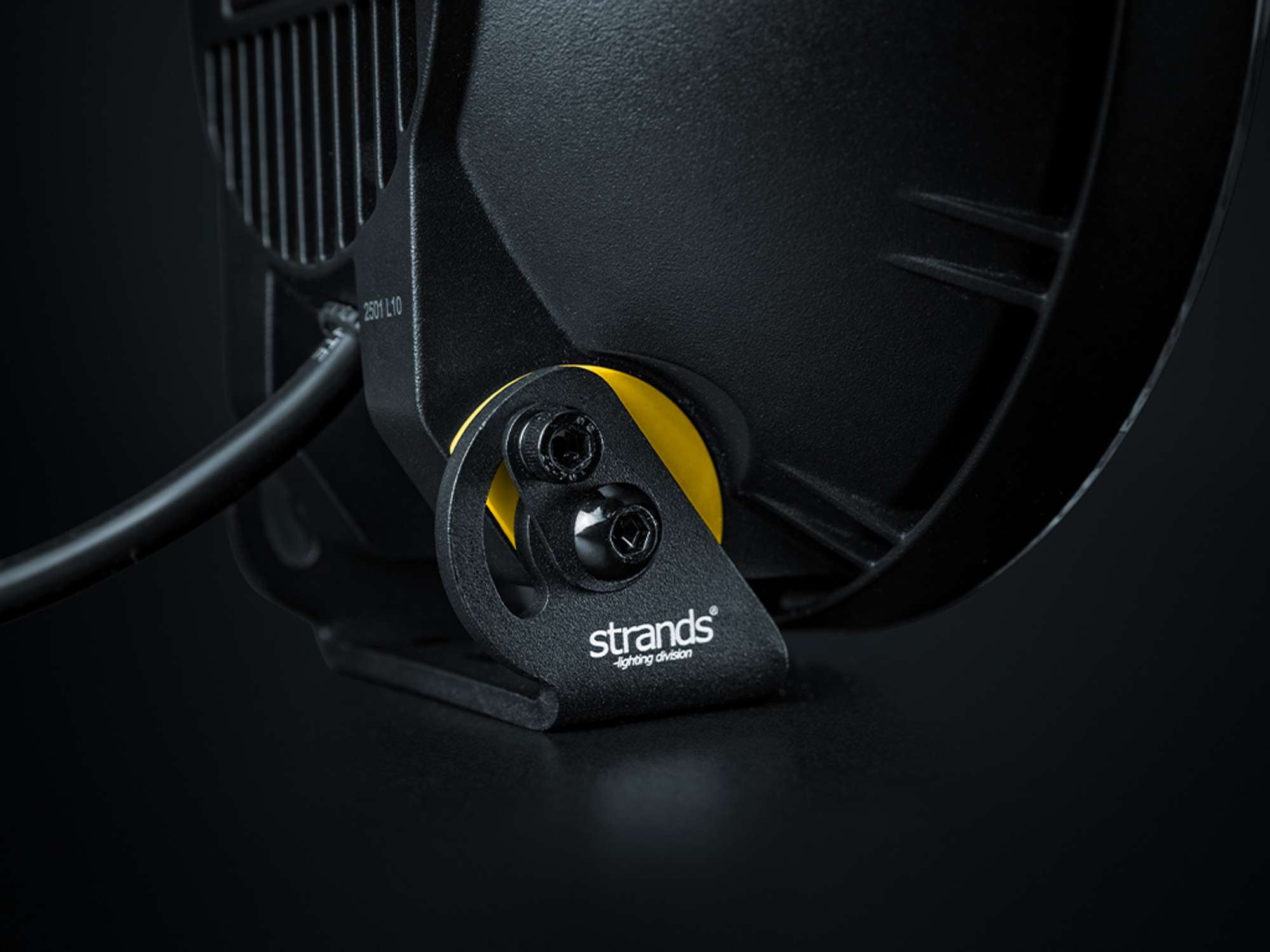 IZE LED OG EXTRALJUS 9″