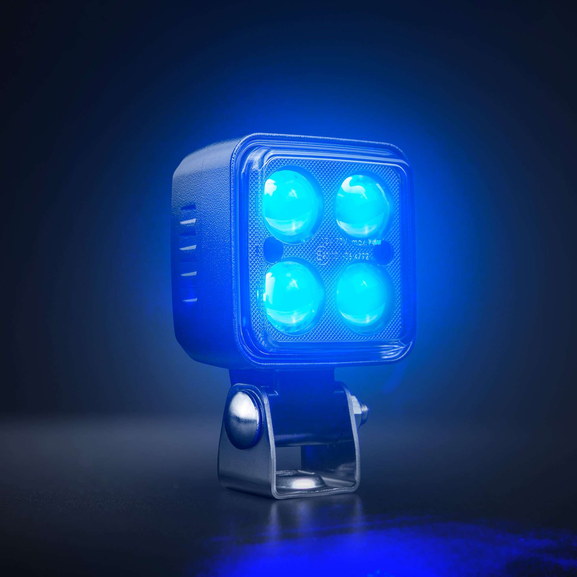 FREEDOM BLUE LINJE TRUCKLAMPA 9W