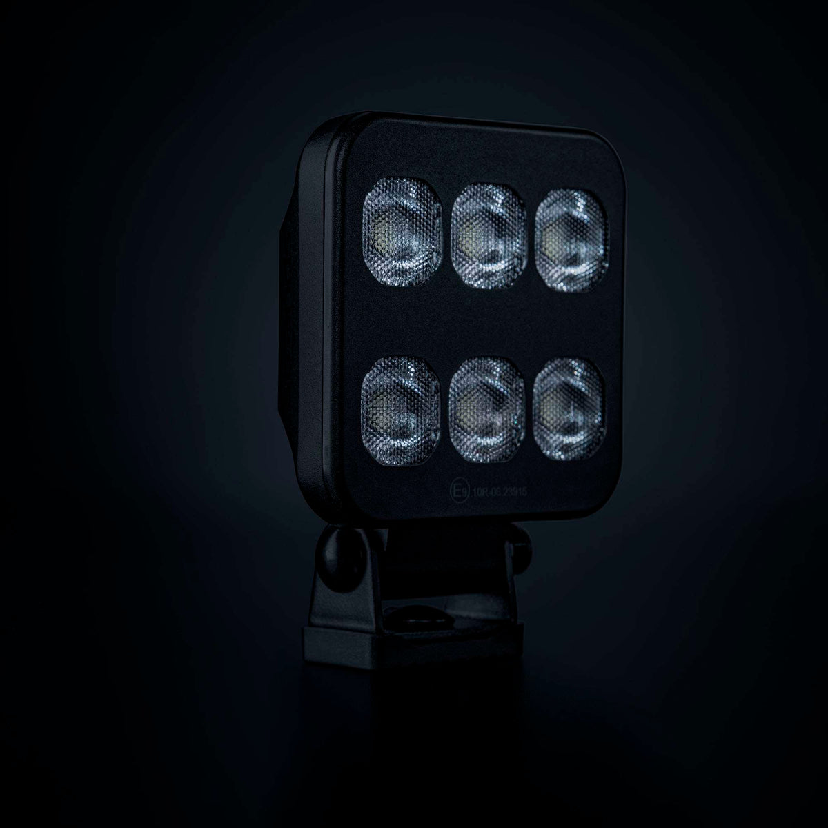DARK KNIGHT HARDCORE ARBETSLJUS 32 W