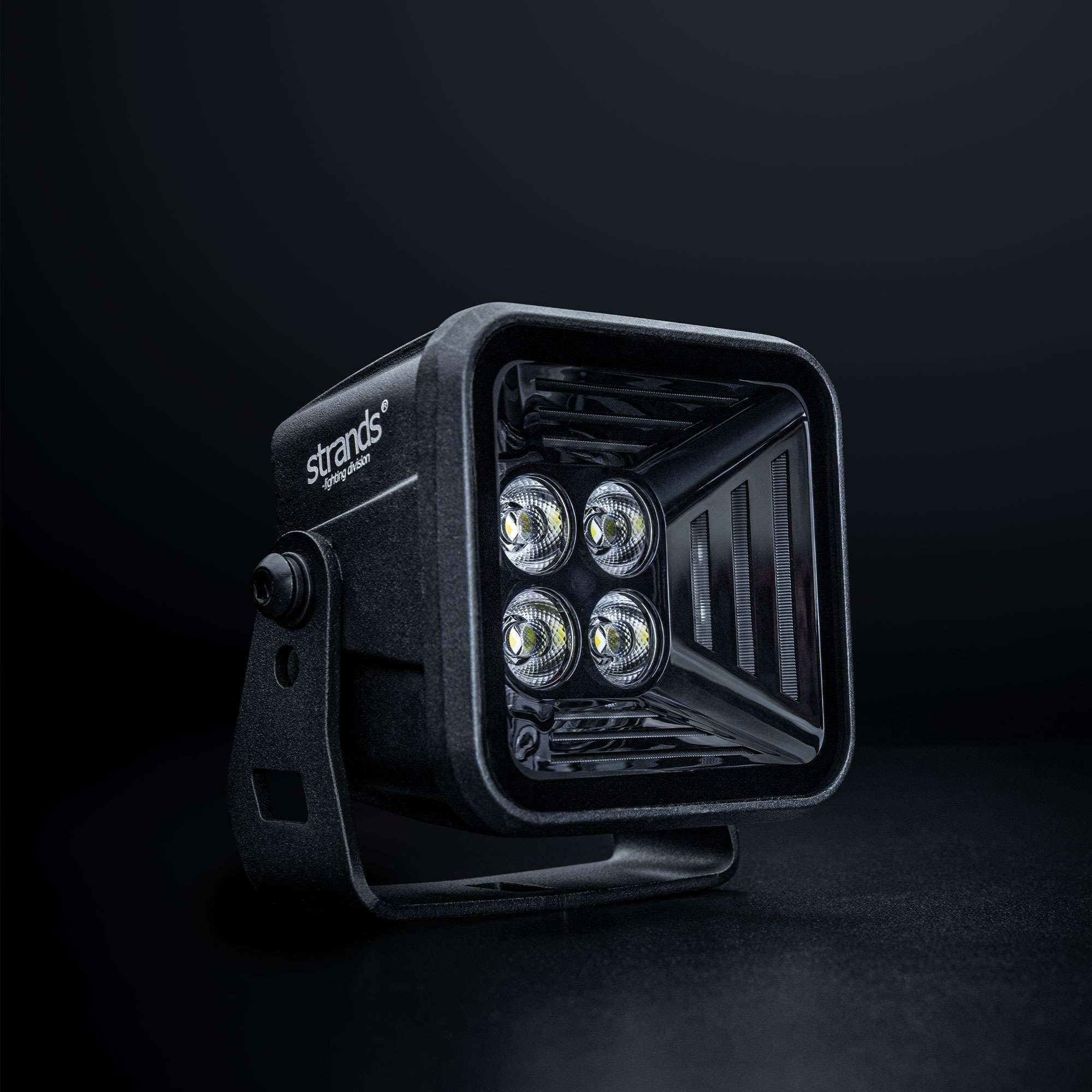 DARK KNIGHT FORTEX ARBETSLJUS 38 W RÖTT