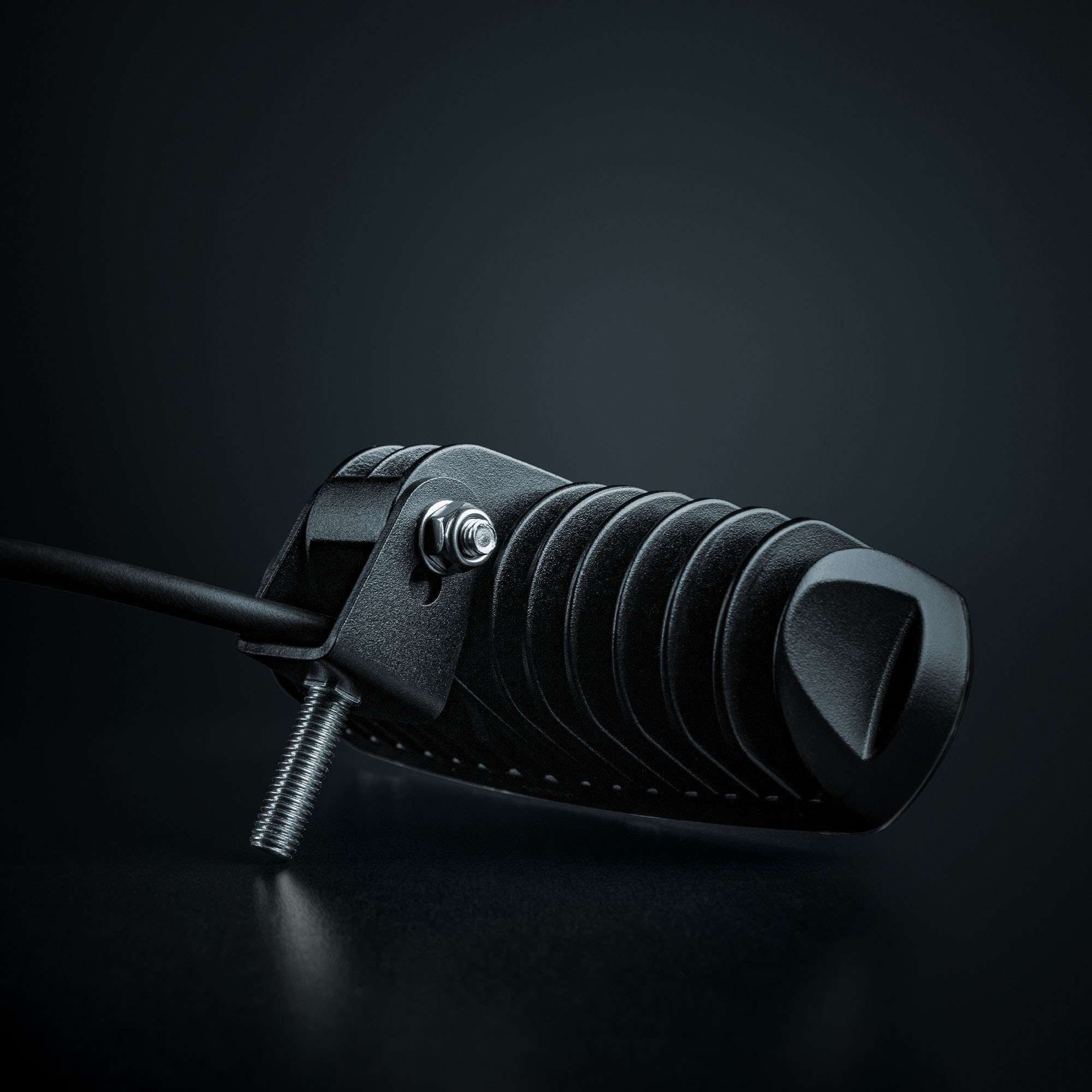 NUUK E-LINE BLACK R 13W