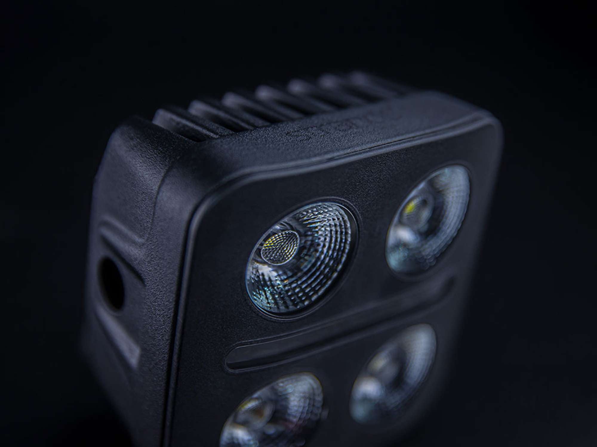NUUK D-LINE QB ARBETSLJUS 39W