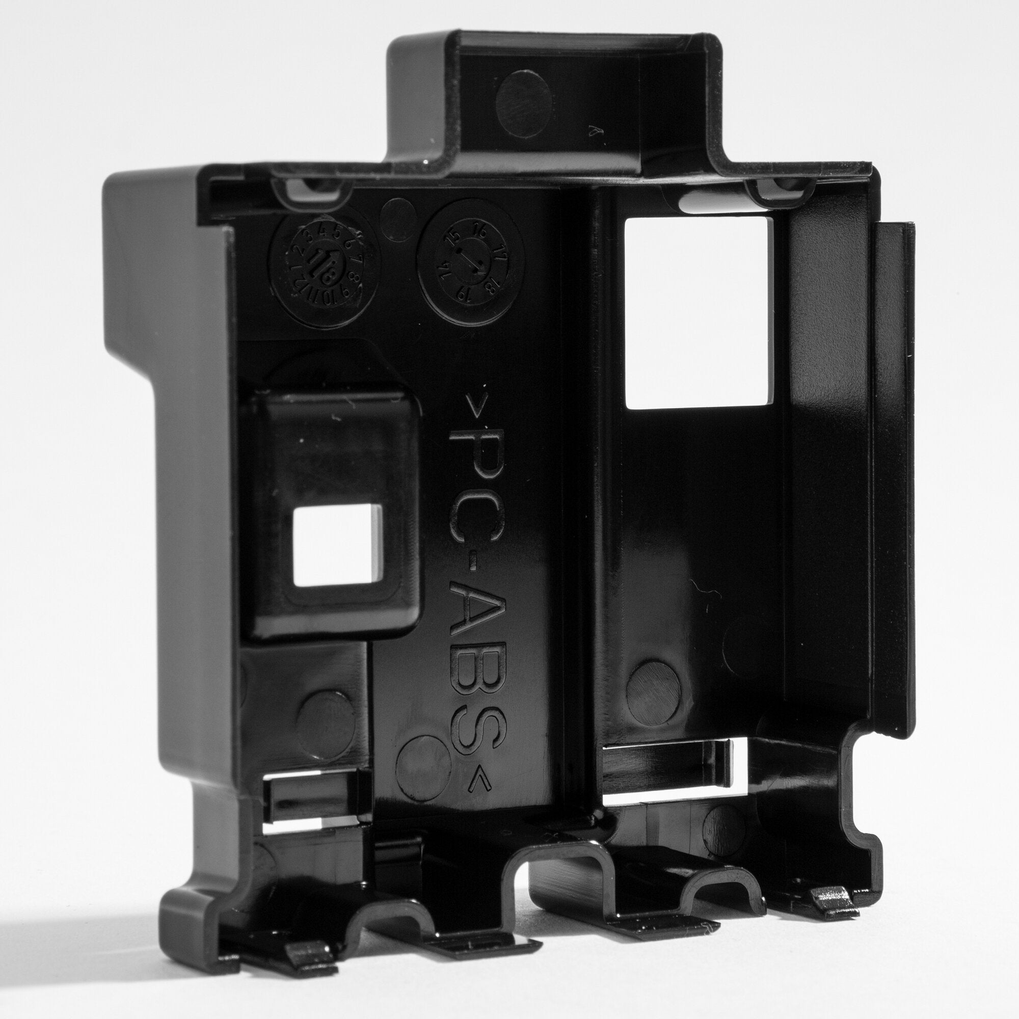 Täckram svart till Truma CP plus – Truma 34030-35600 (bild 2)
