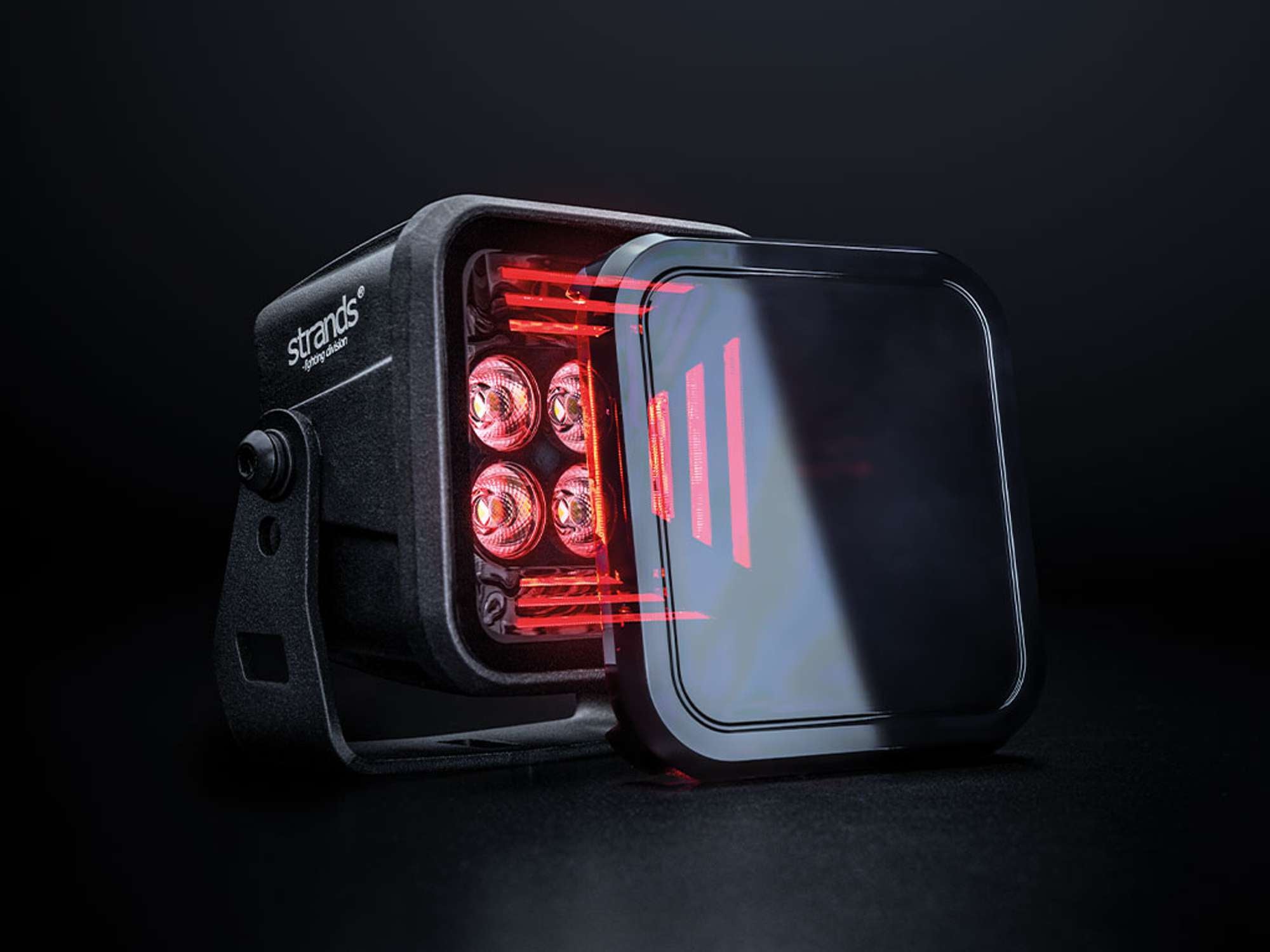 DARK KNIGHT FORTEX ARBETSLJUS 38 W RÖTT