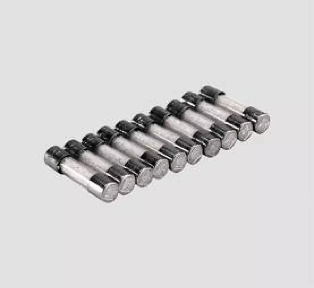 Finsäkringssats 10 A snabb, 10-pack – Truma Combi – Truma 39050-00381 (bild 2)